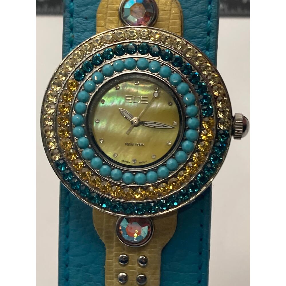 Beautiful EOS New York Womens Watch 43mm Leather Adjustable Band - Fresh battery - Picture 6 of 13